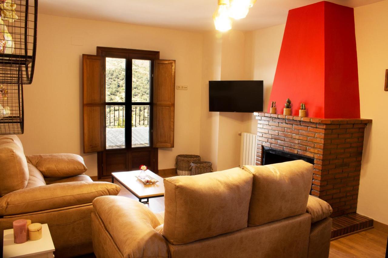 Puerta Apartment Bubion