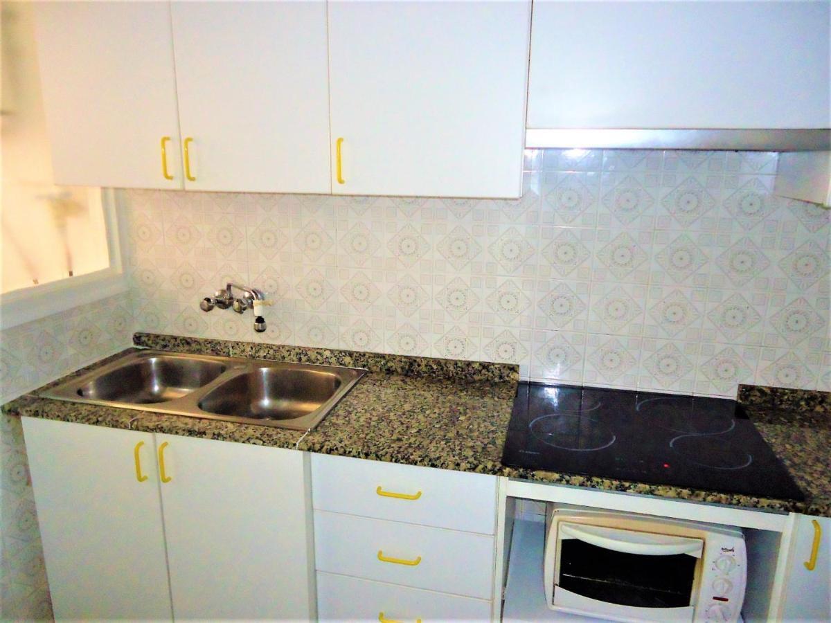 Apartment Castillo De 4/6 Lek *