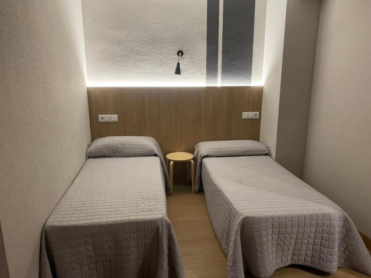 Guest house Uria 2*