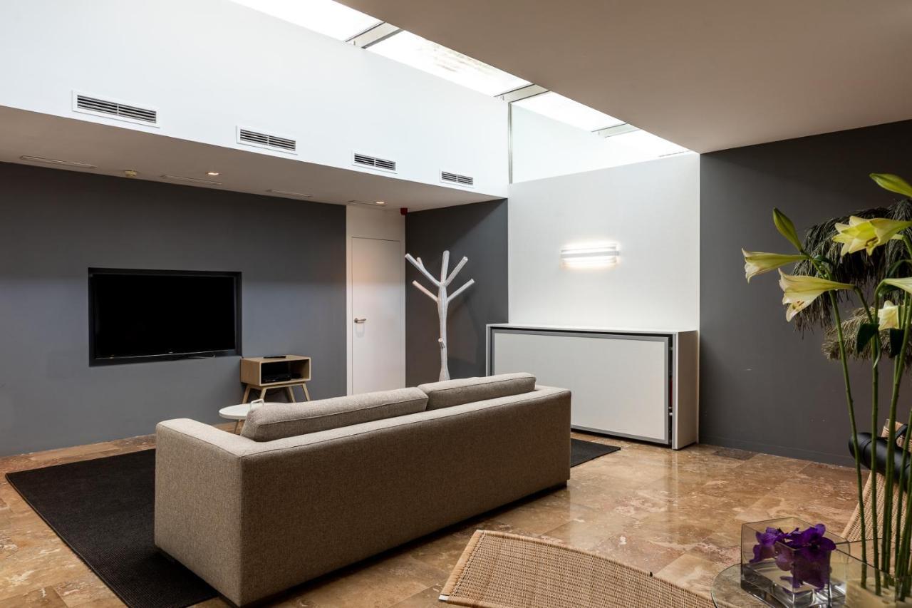 De 5*