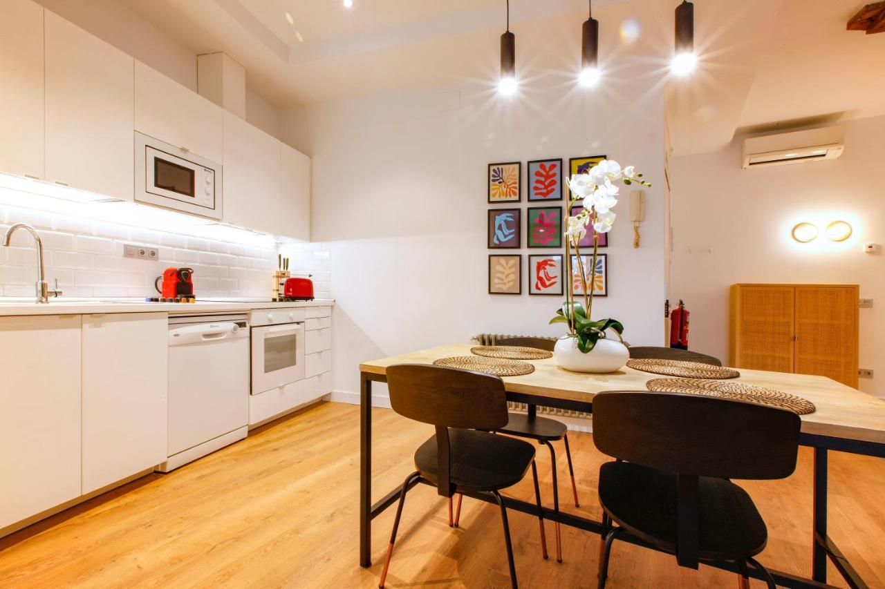 Apartment Centric Ii *