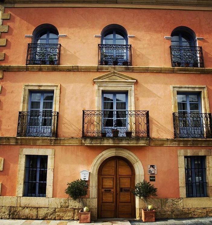 Camino Condal Country house *