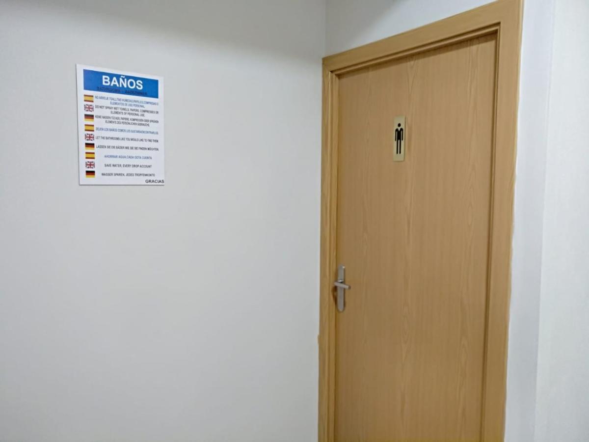 Hostal Barullo - Cubículos - Literas - Sarria