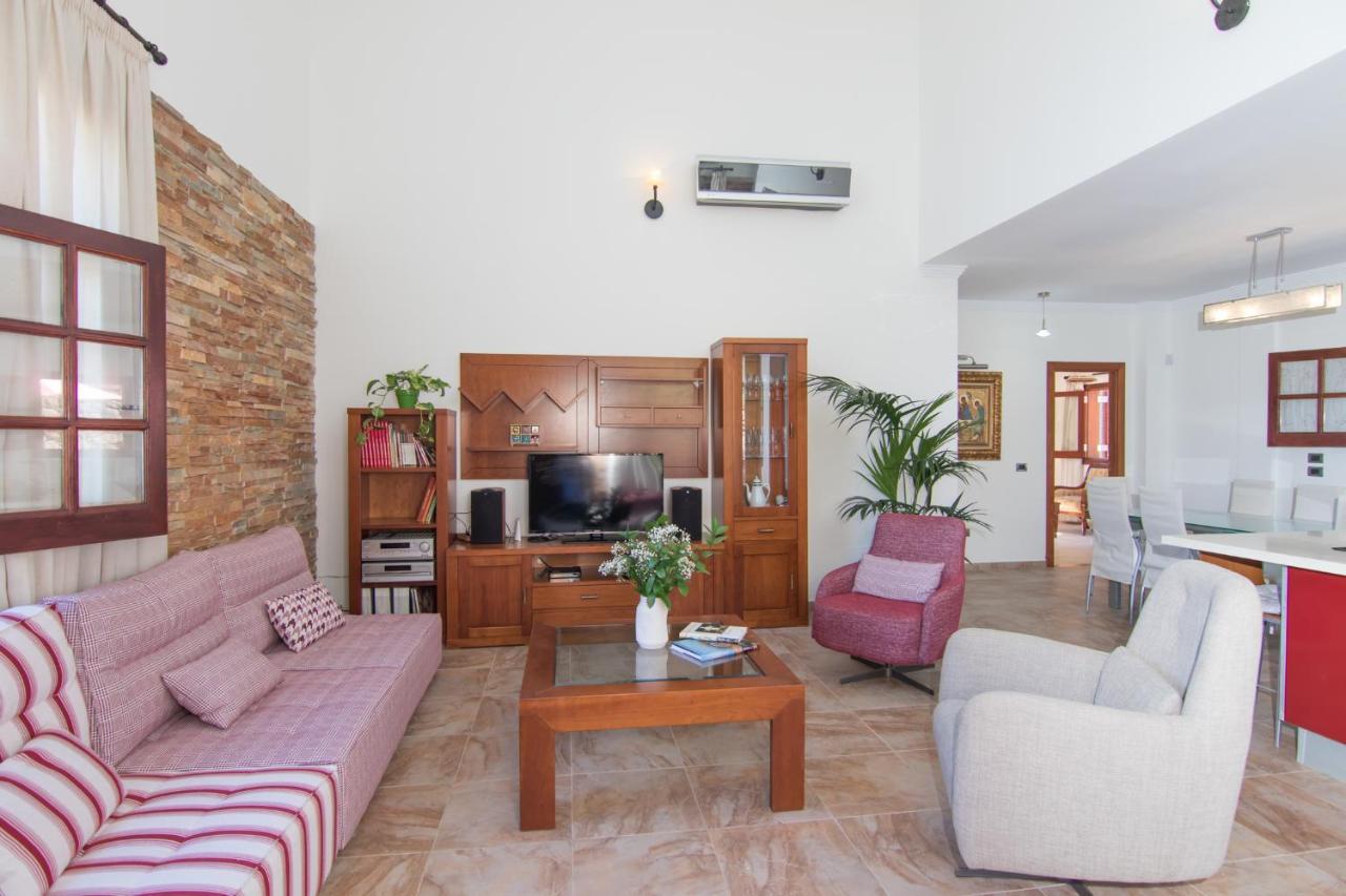 Bed and breakfast Mogarén: Jacuzzi&beautiful Views *