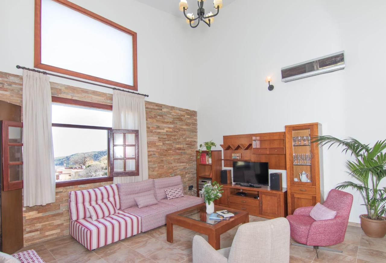 Bed and breakfast Mogarén: Jacuzzi&beautiful Views *