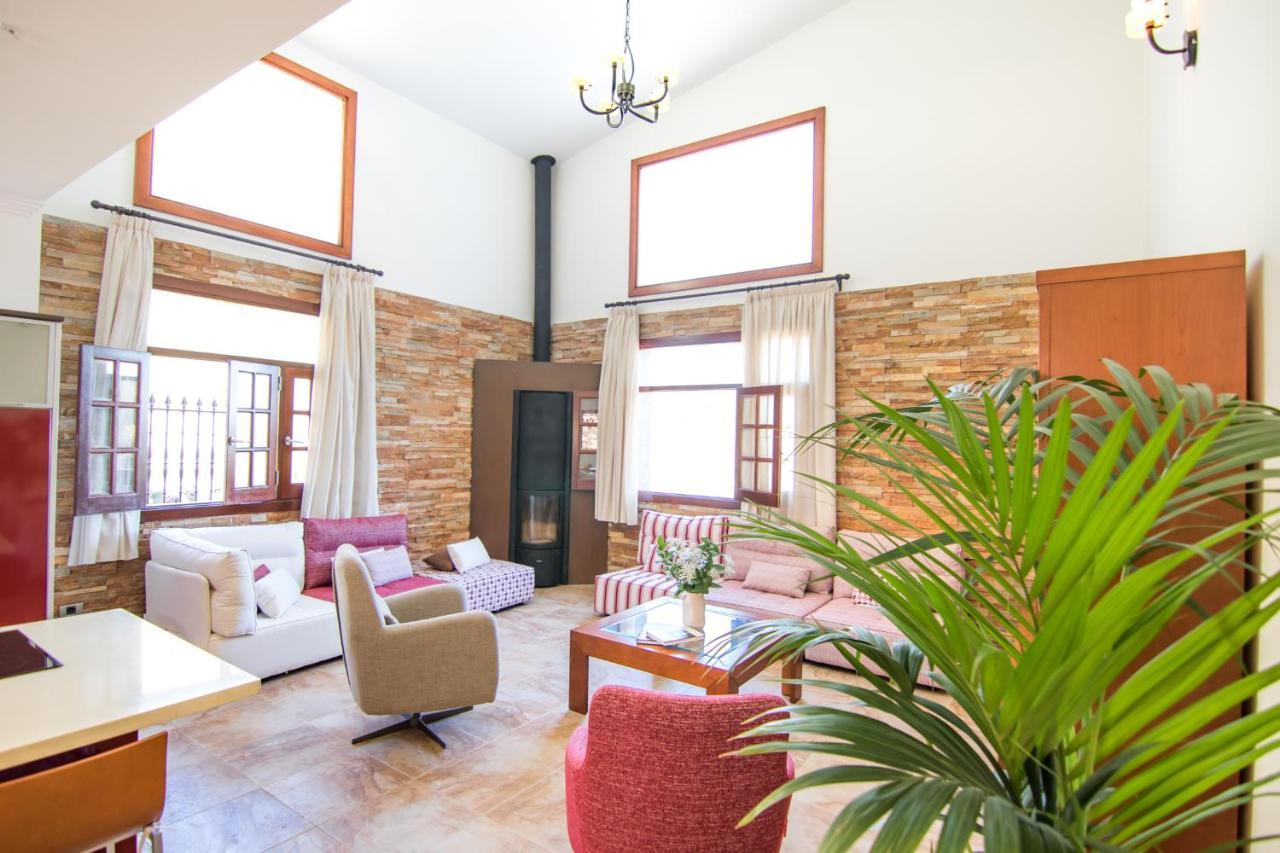 Mogarén: Jacuzzi&beautiful Views Bed and breakfast *