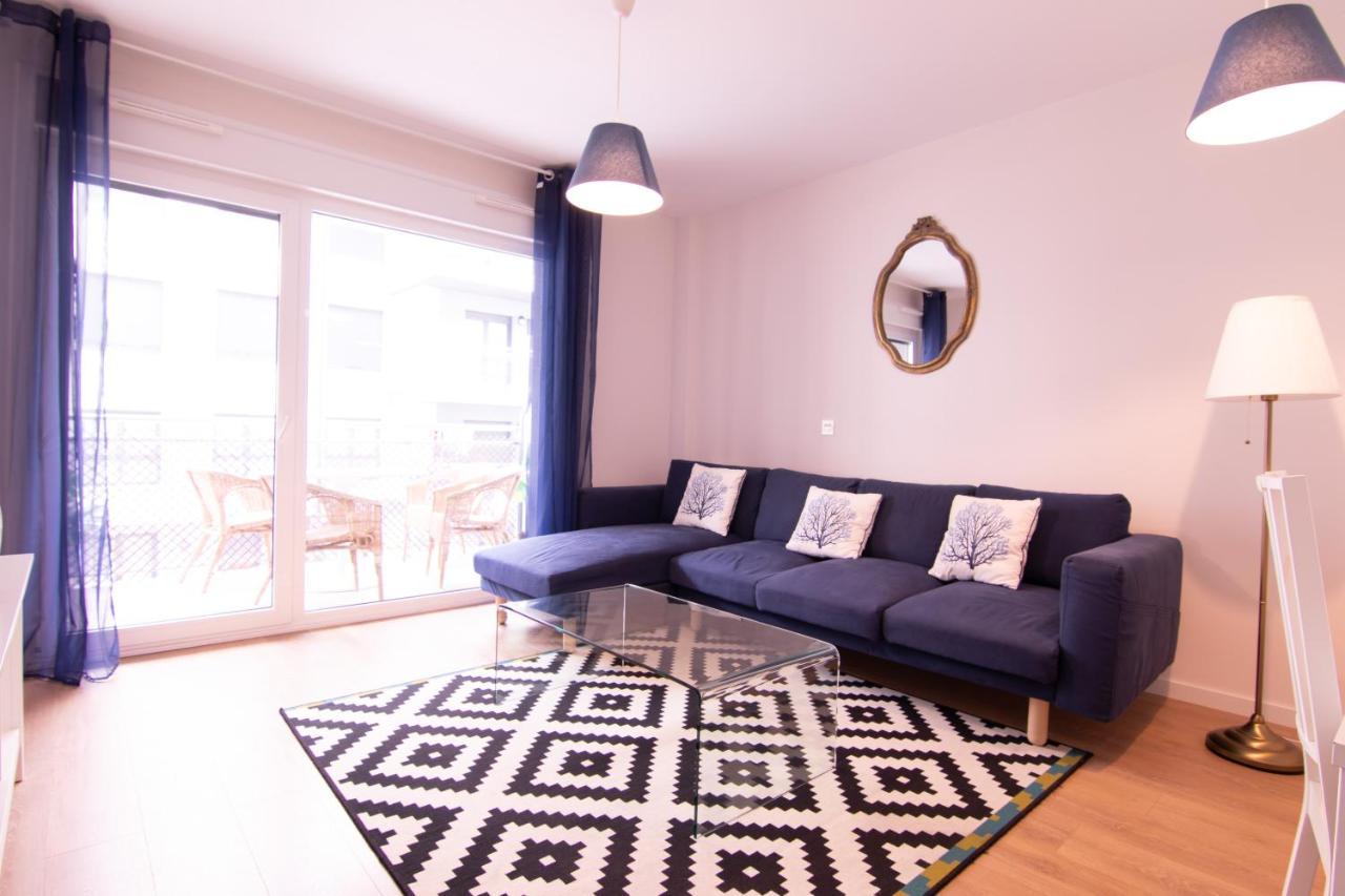 Telmo's Con Parking -sirimiri Apartments- *