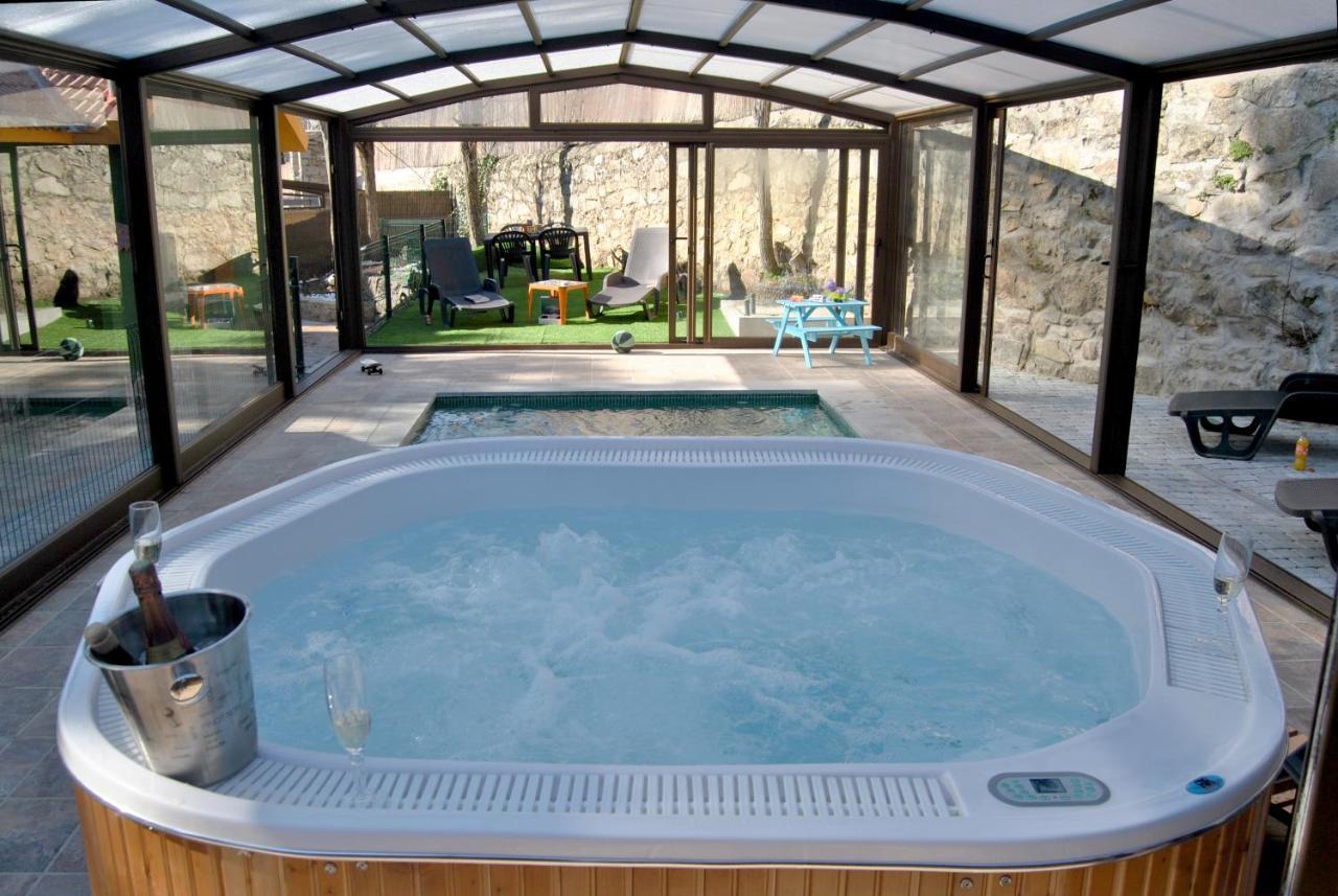 Villa Angeles Con Piscina Y Jacuzzi