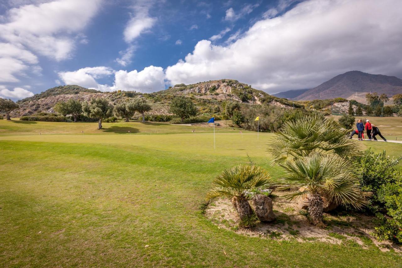 2269-superb Penthouse 2bedrooms, 2terraces Seaview Apartment Estepona
