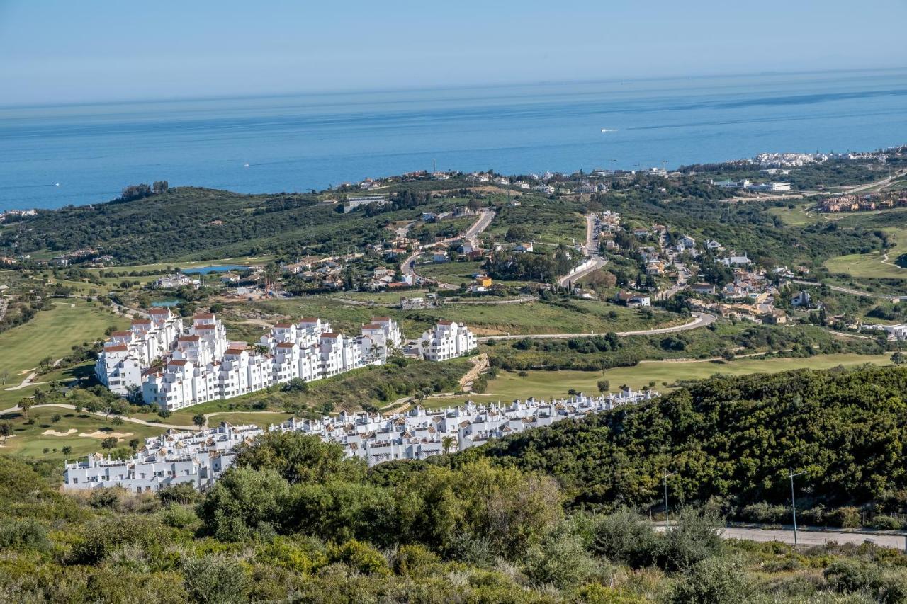 Apartment 2269-superb Penthouse 2bedrooms, 2terraces Seaview Estepona