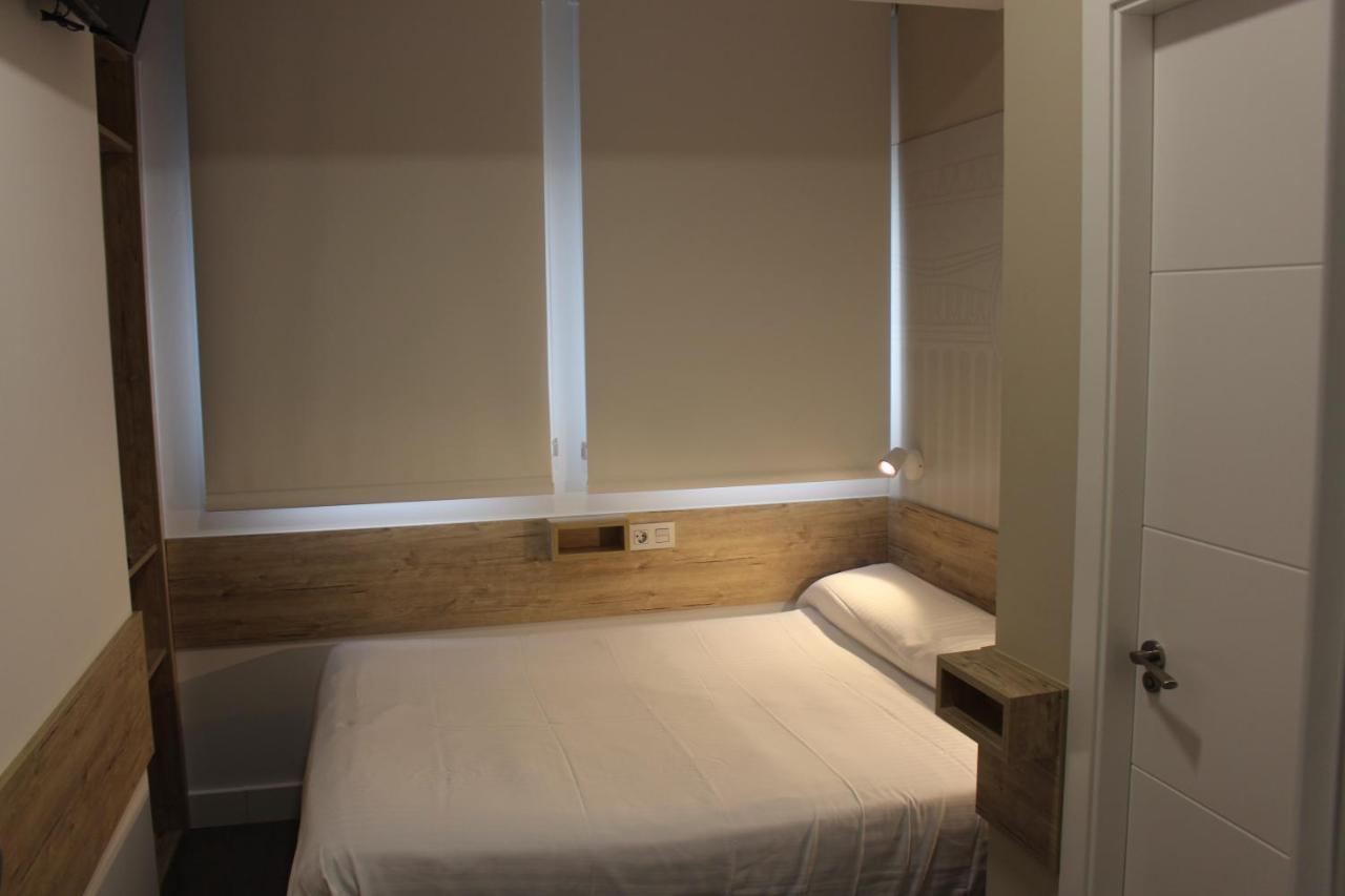 Deluxe & Guest house 2*