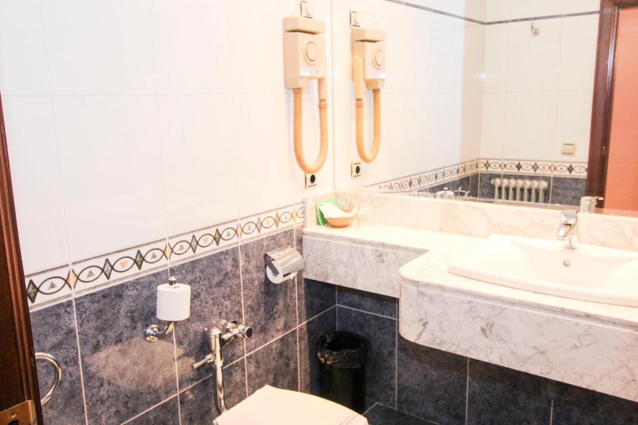 Hotel Castellano Centro 2*