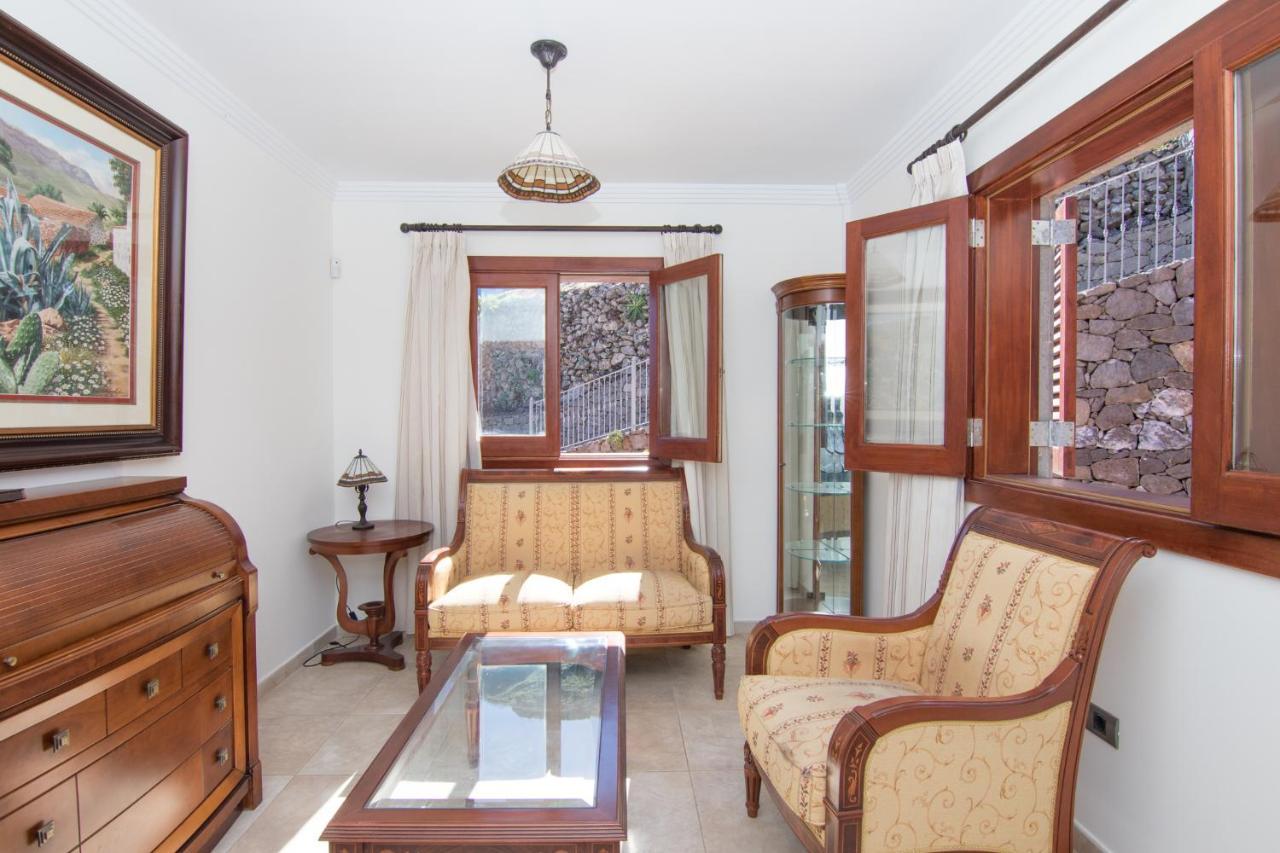 Mogarén: Jacuzzi&beautiful Views Bed and breakfast *