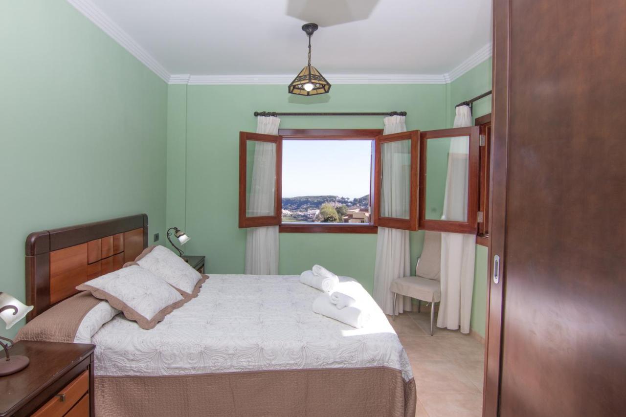 Mogarén: Jacuzzi&beautiful Views Bed and breakfast *