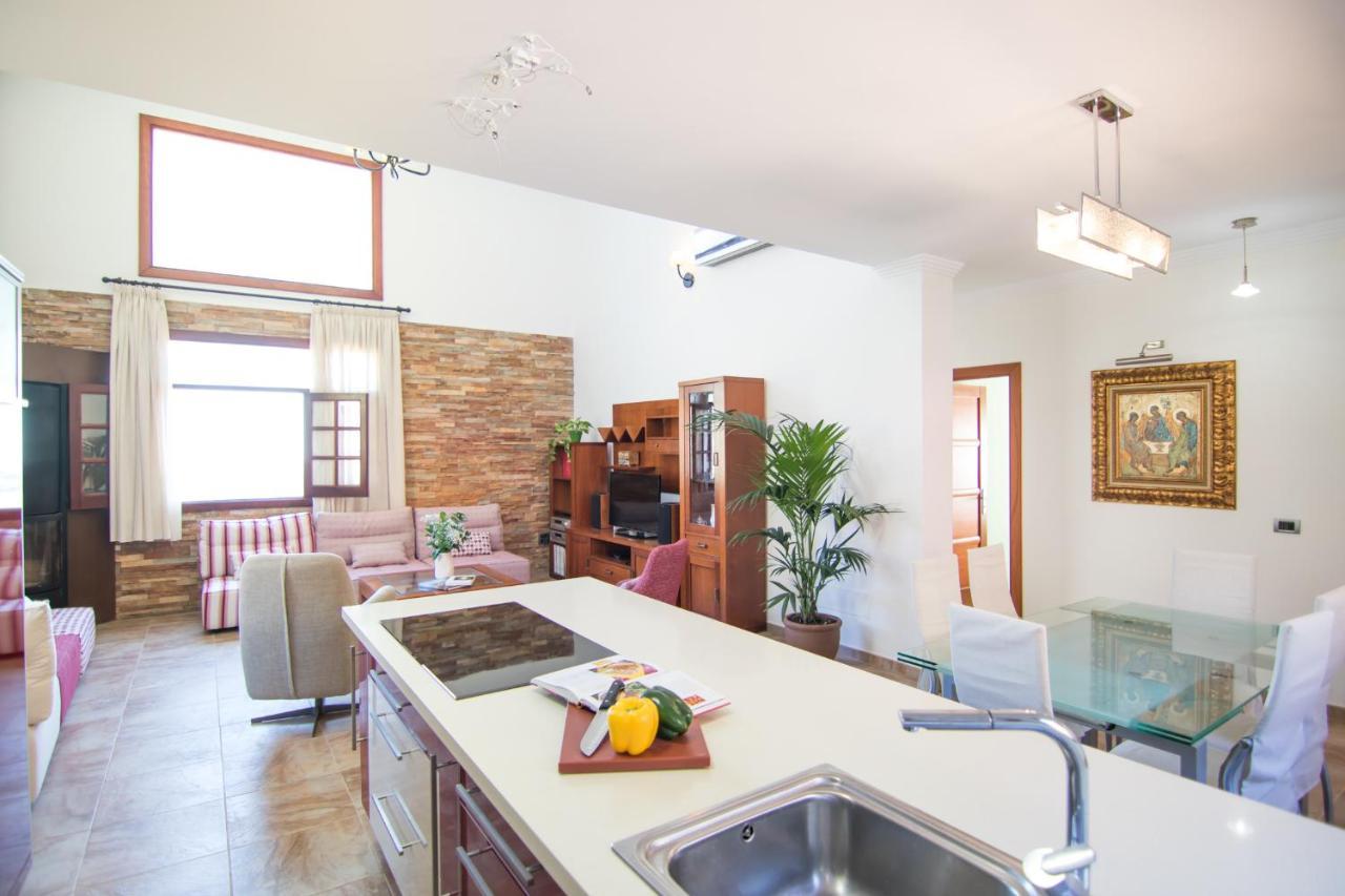 Bed and breakfast Mogarén: Jacuzzi&beautiful Views *