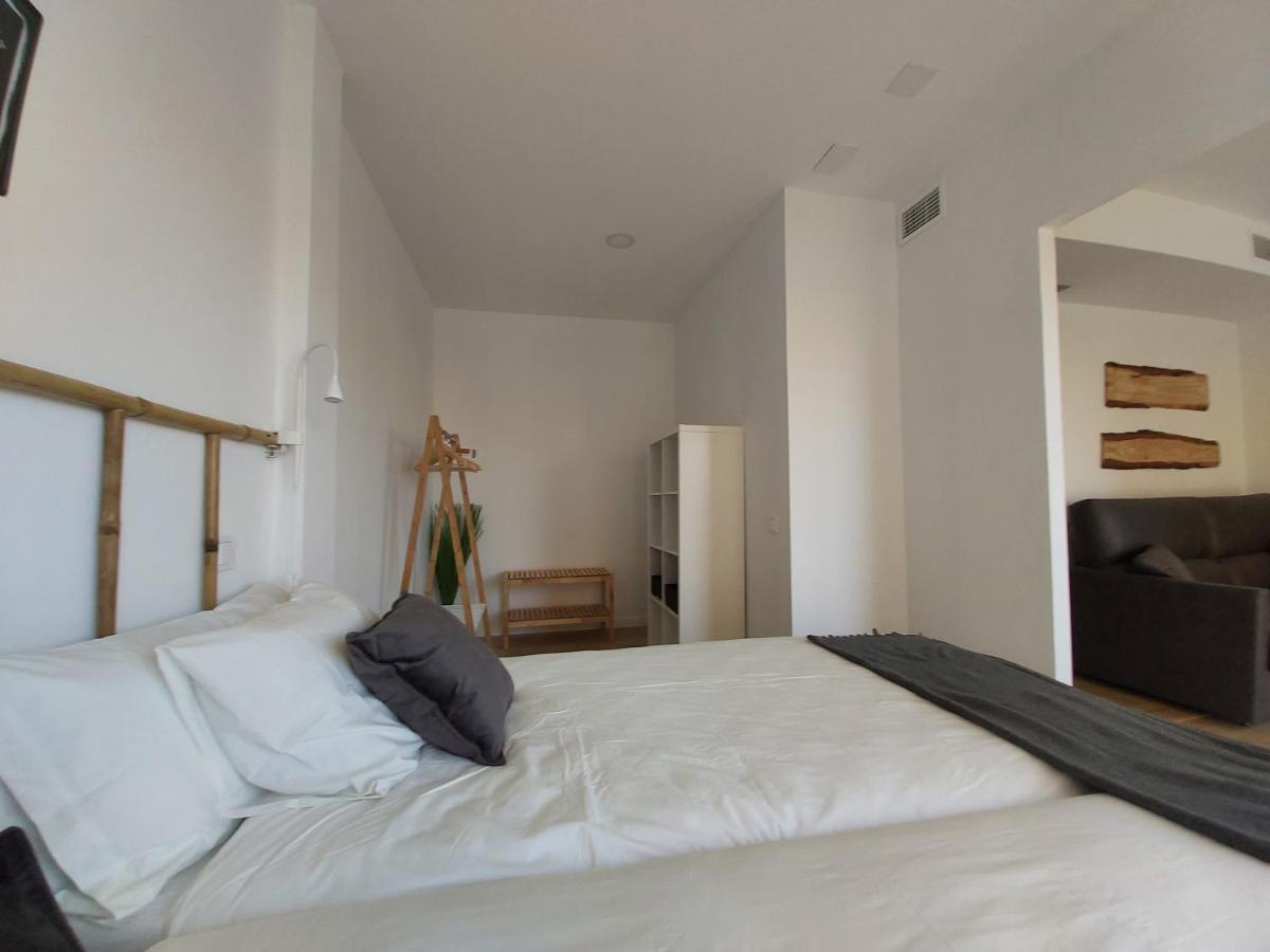 Acero Y Piedra Con Jardin Privado * Cerceda (Madrid)