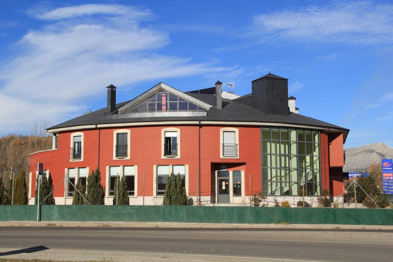 Tremazal Hotel 2*