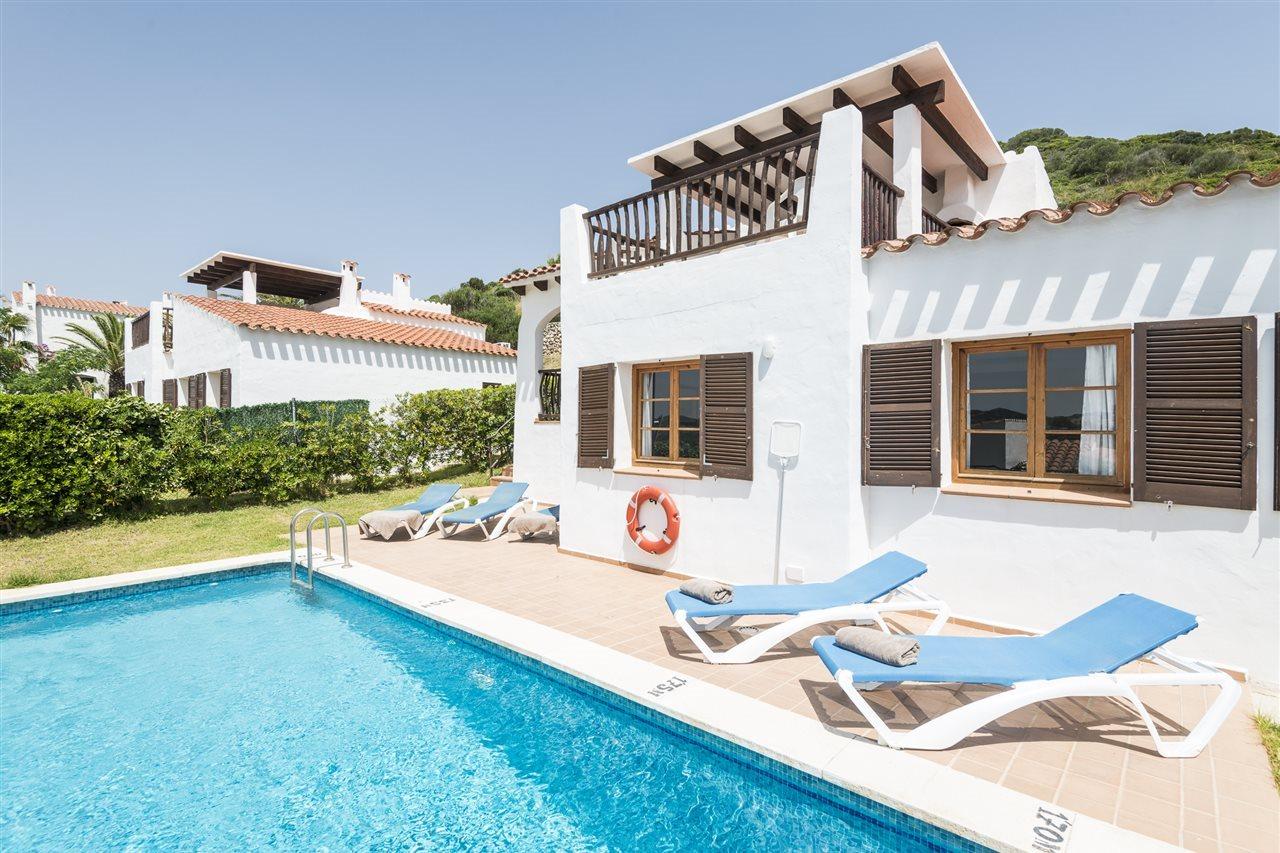 Hotel Playas De Fornells Villas 2*