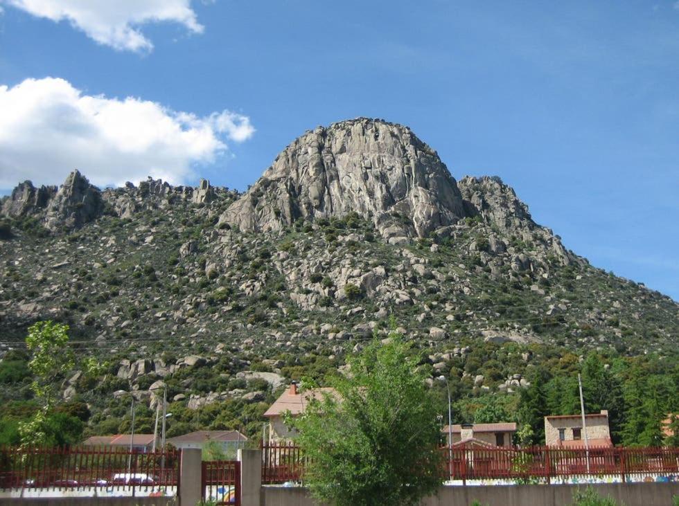 Sara De Ur La Cabrera