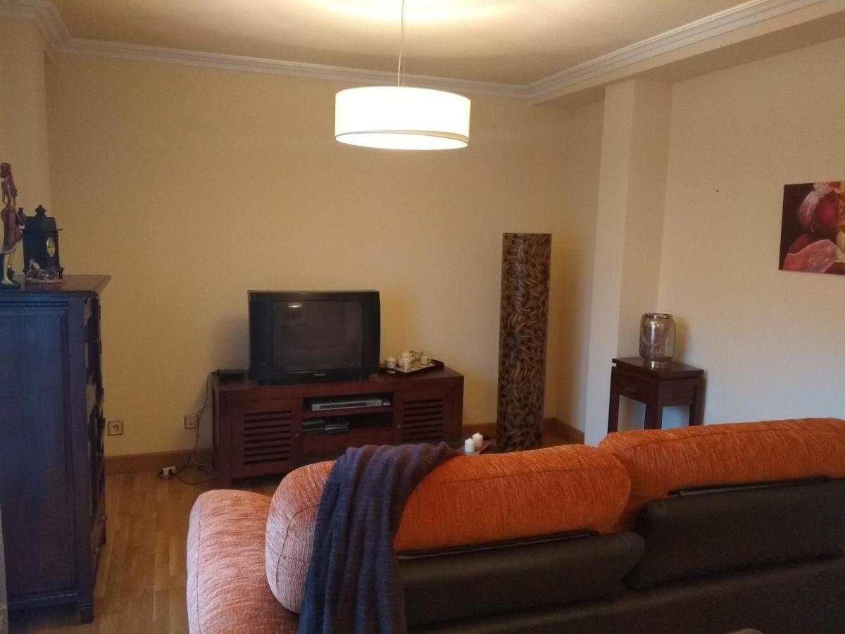Piso 2º En Calle Navarra Apartamento