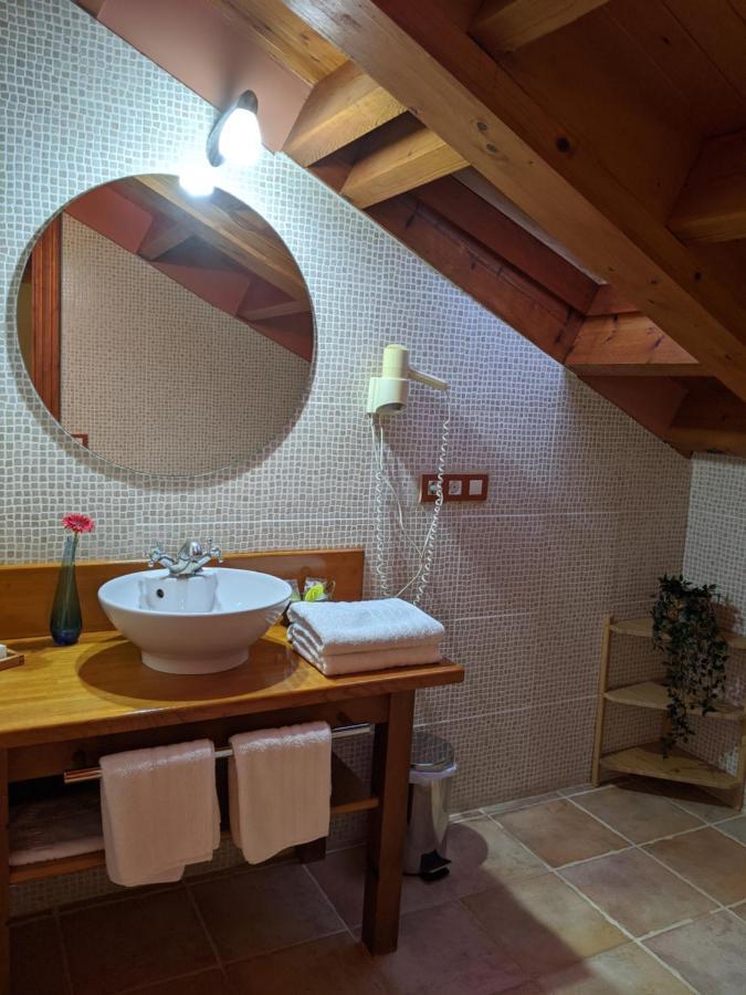 Hotel Rural El Rexacu