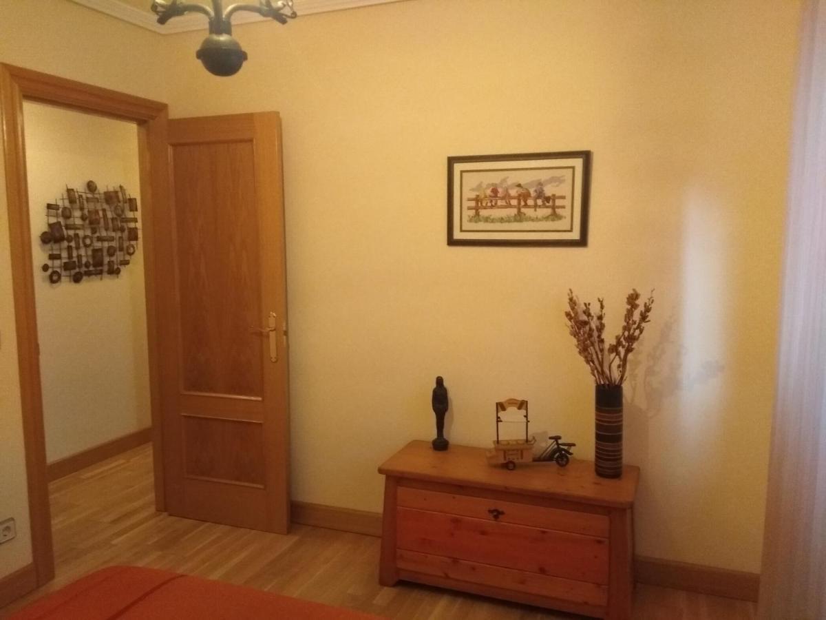 Apartamento Piso 2º En Calle Navarra