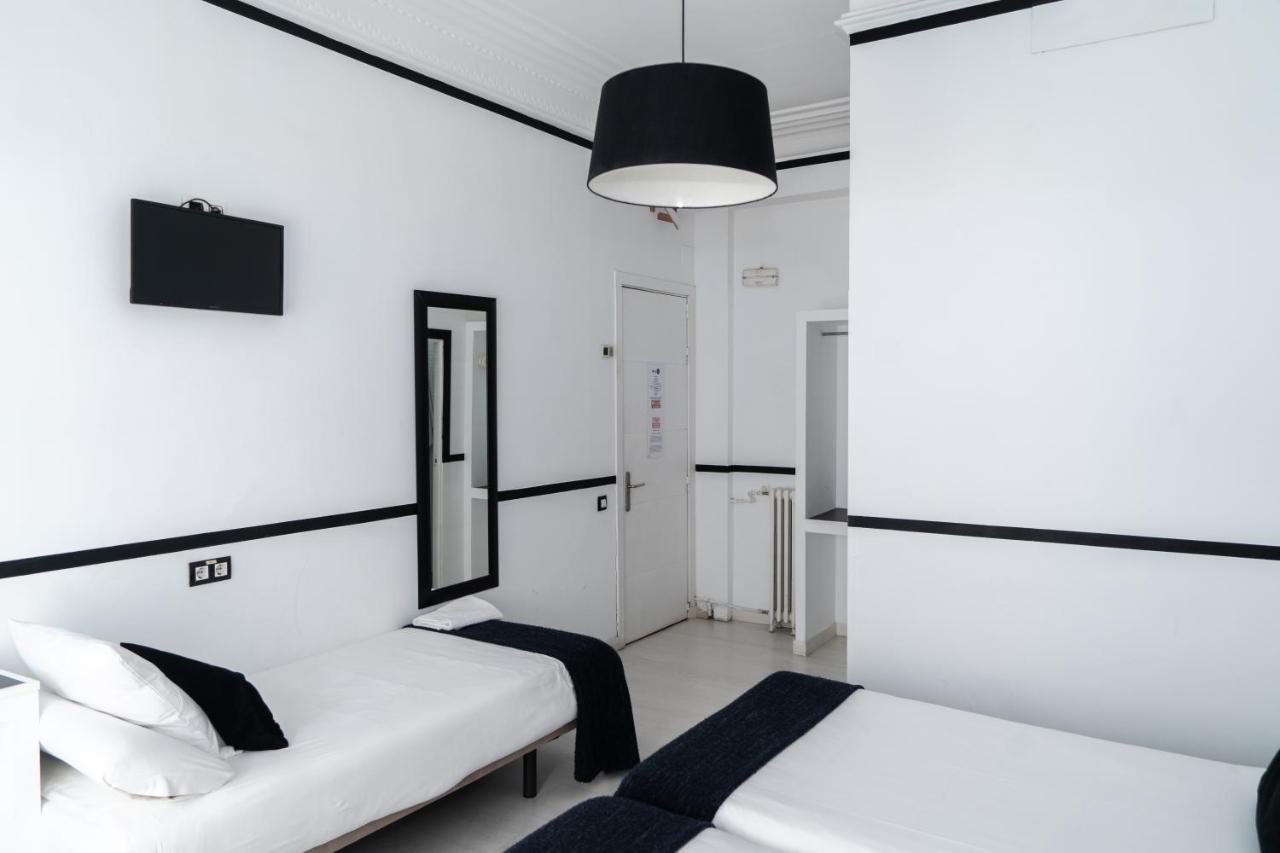 Gran Via 63 Guest house Madrid