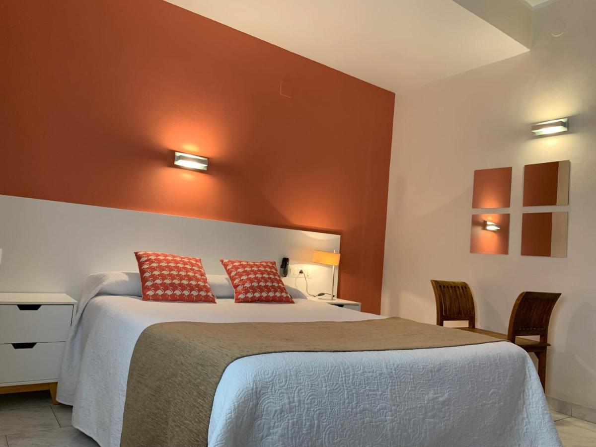 Hotel Restaurant Llansola Sant Carles De La Rapita