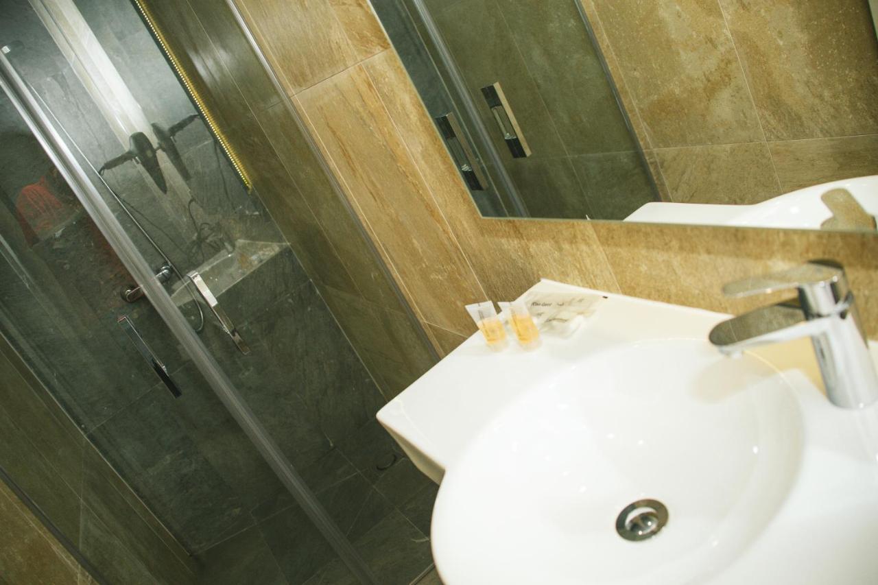 Oh Revellin Hotel 3*