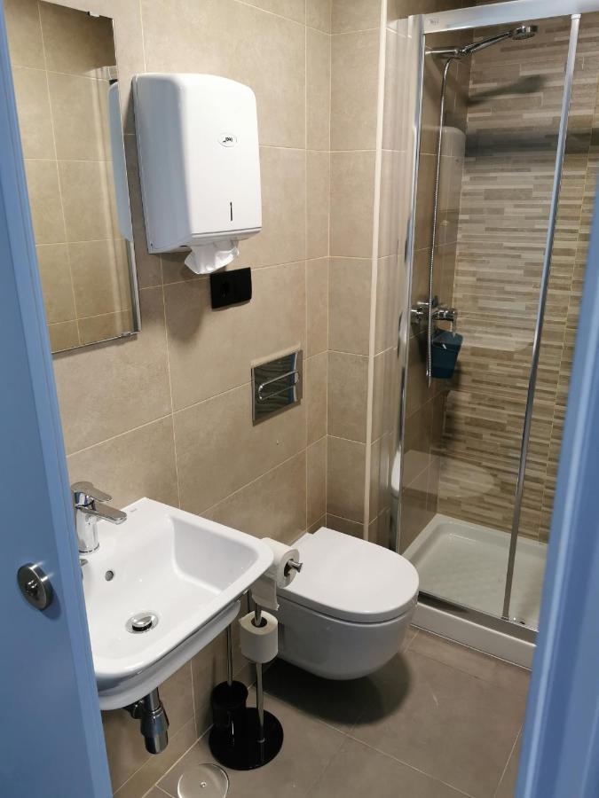 Tres Abetos Hostal