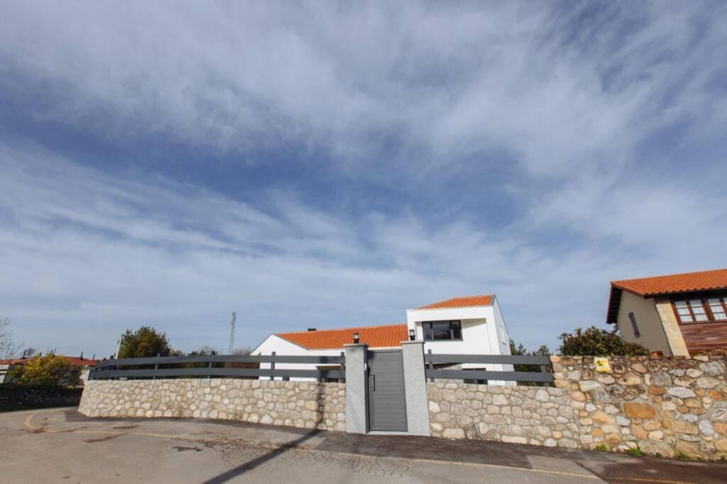 La Llosina Alquiler Integro Holiday home *
