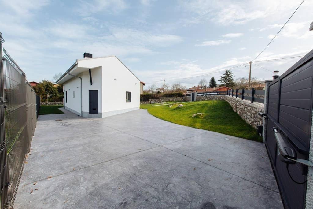 La Llosina Alquiler Integro Holiday home Llanes