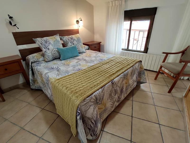 Royuela Hostal *