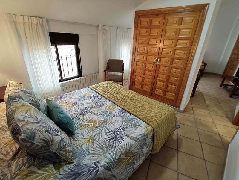 Guest house Royuela Hostal