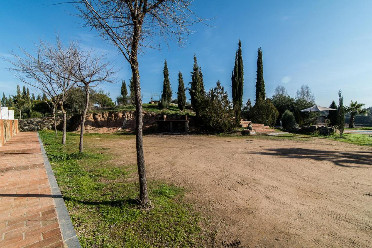 El Pueblo De Leo 5*