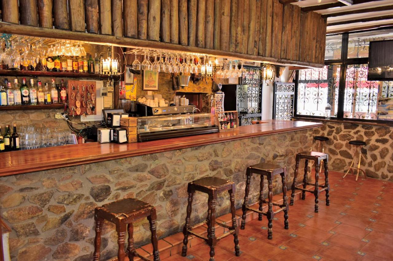 El Arriero Hotel