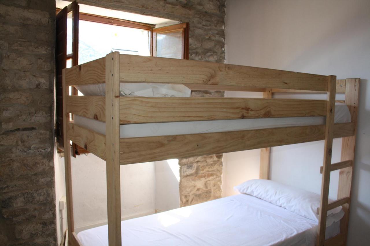 Hostel Casa De *