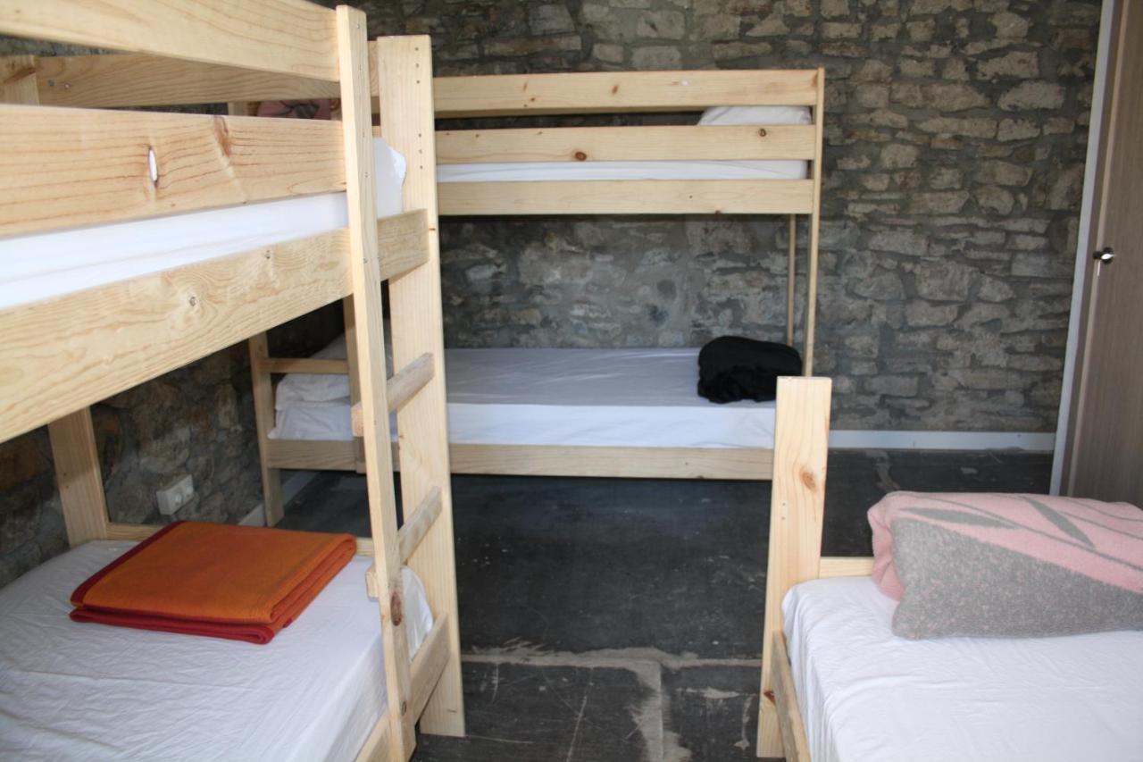 Hostel Casa De *
