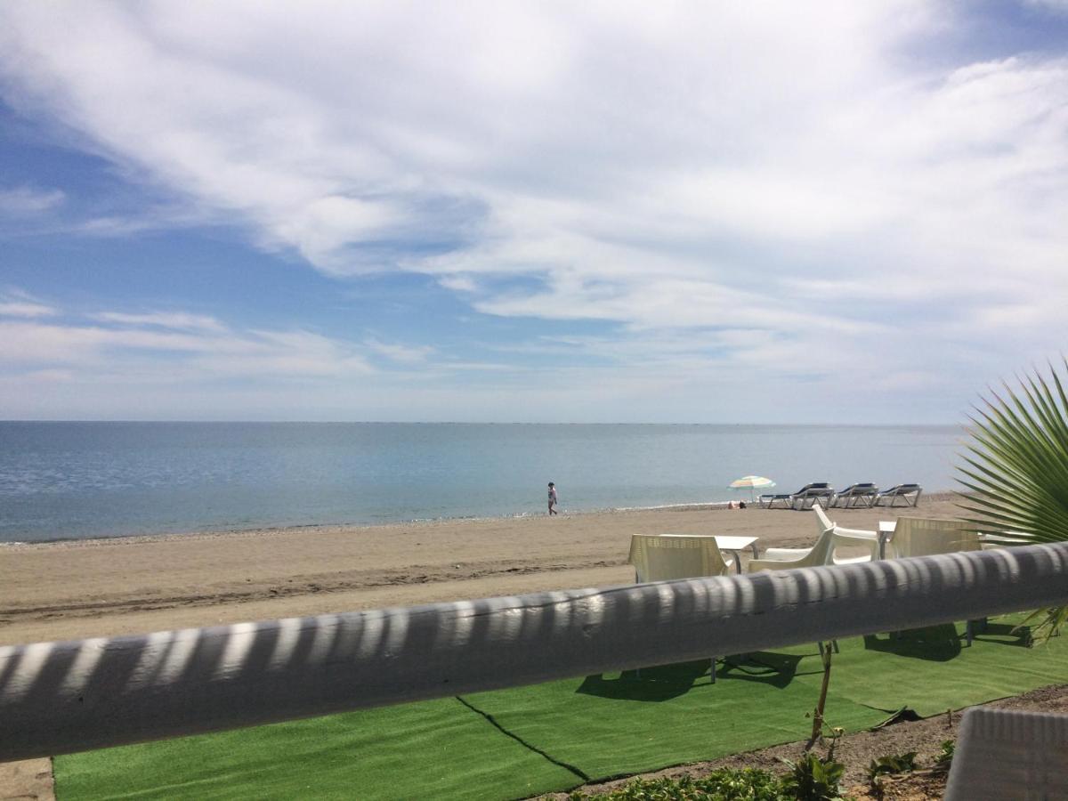 Apartamento Costa Del Sol, A 100m Playa, Superpiscina, Garaje, Microclima *