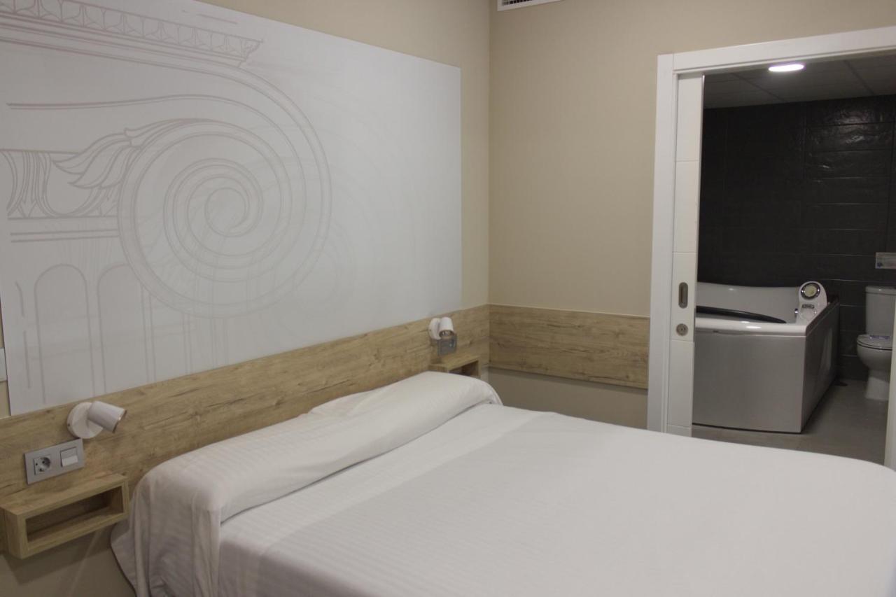 Guest house Deluxe &