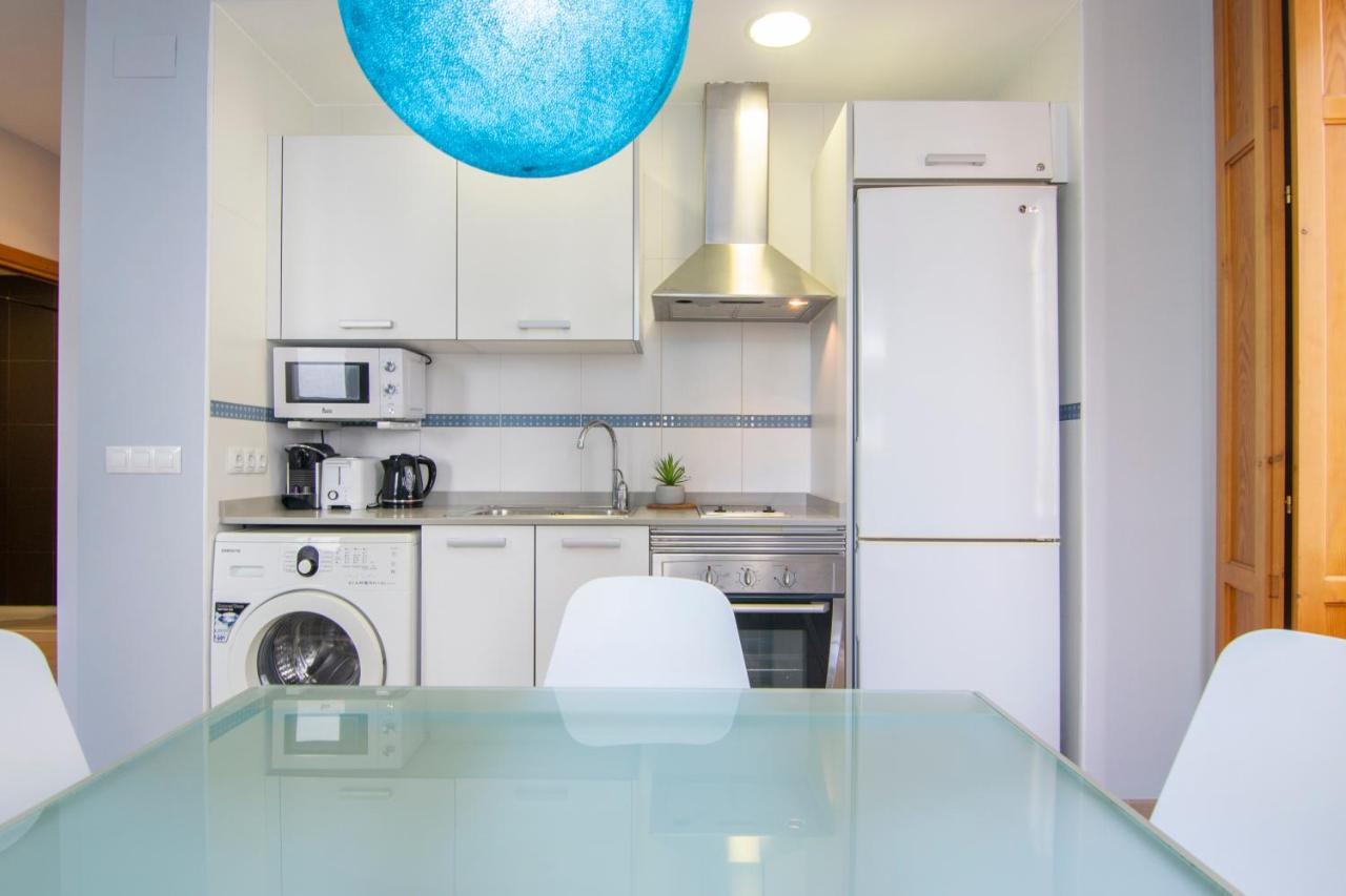 Downtown Host Apartment