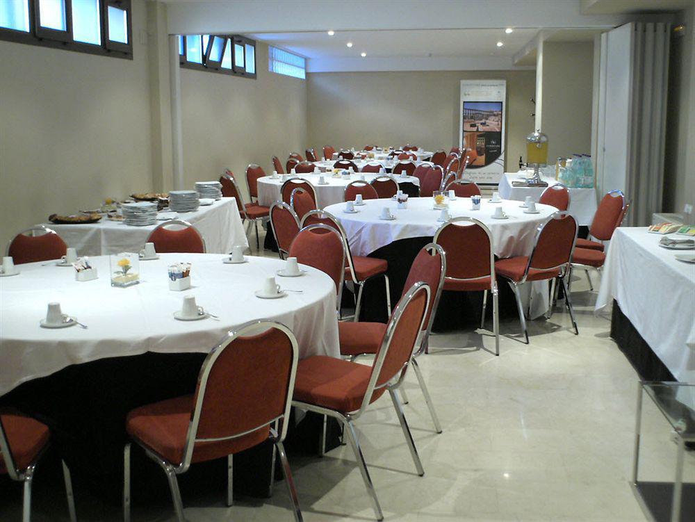 Hotel Eurostars Plaza Acueducto 4*