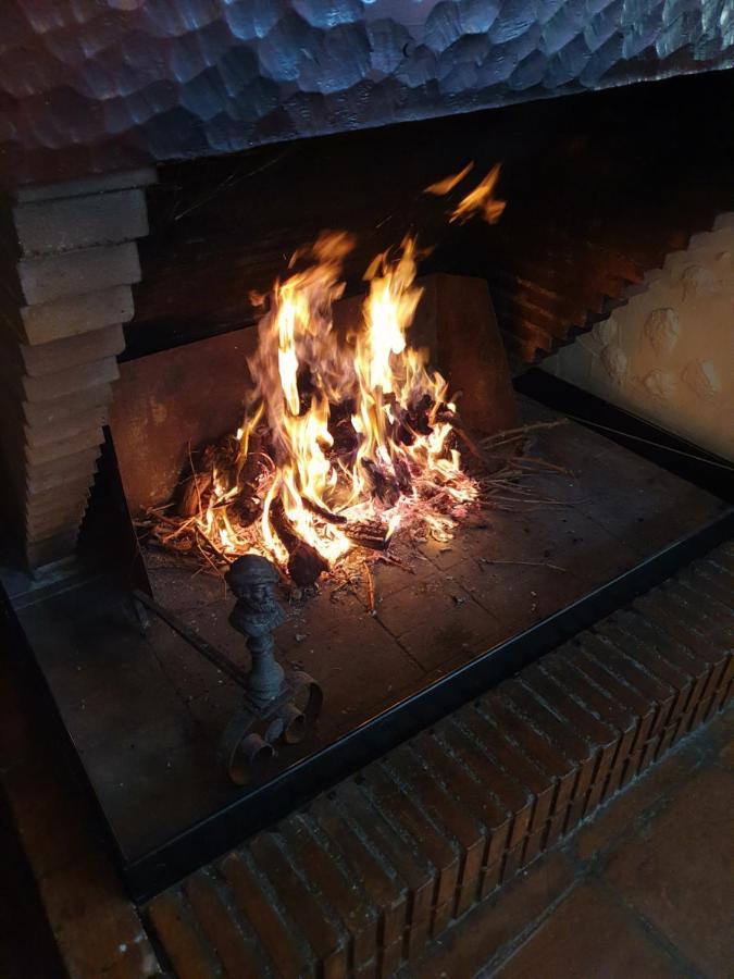 Casa Turistica Carmen, Con Chimenea, Amplia Zona De Jardin, Barbacoa, Piscina Y Garaje Arenzana de Abajo