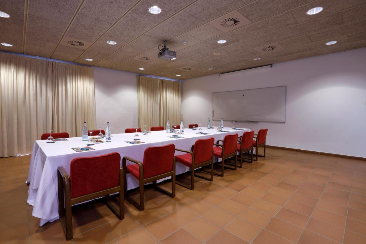 Monestir De Les Avellanes Hotel Os De Balaguer
