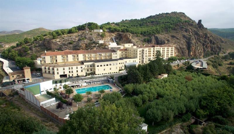 Resort Balneario De - Becquer