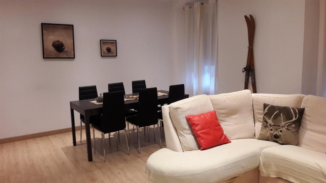 Gusi Apartment *