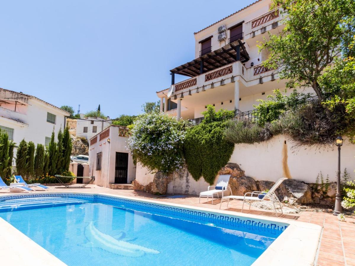 Casa Pedregal