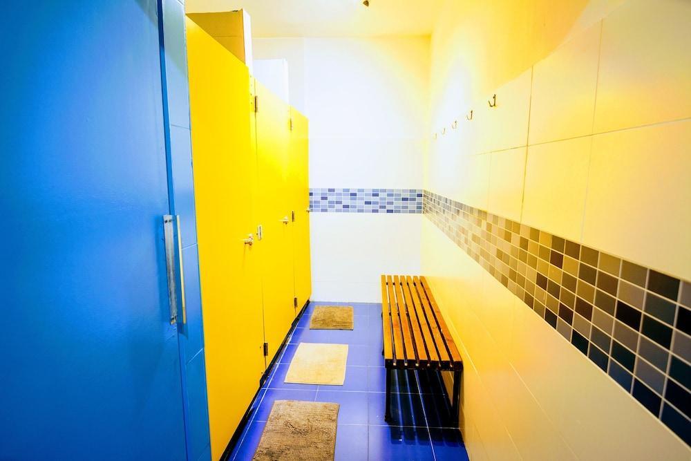 Hostal Onefam Les Corts *