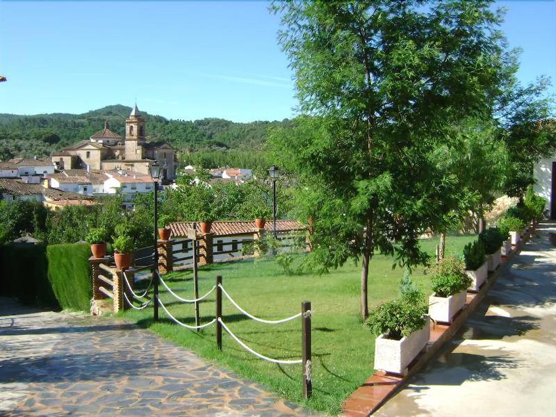 Rural 12 Caños Apartahotel