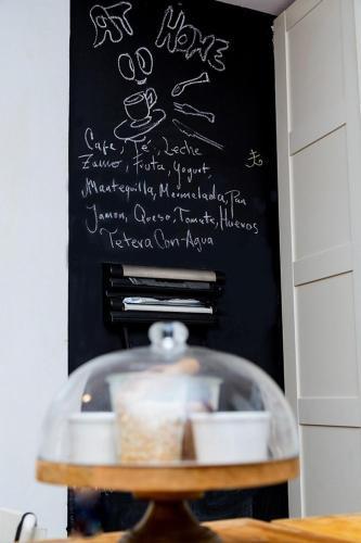 At In Malaga & Solo Travellers Bed & Breakfast 4*